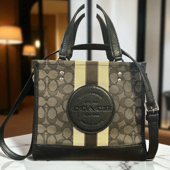 Coach Dempsey Tote 22 in Signature Jacquard with Stripe and Coach - Picture 1 of 8